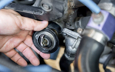 Common Causes Of A Thermostat Housing Leak In A Mini