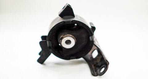 Know How to Replace Your Dysfunctional MINI Engine Mount